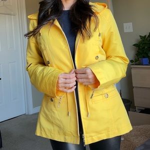 IT Halloween Stranger Things Classic Yellow Raincoat Rain Jacket S